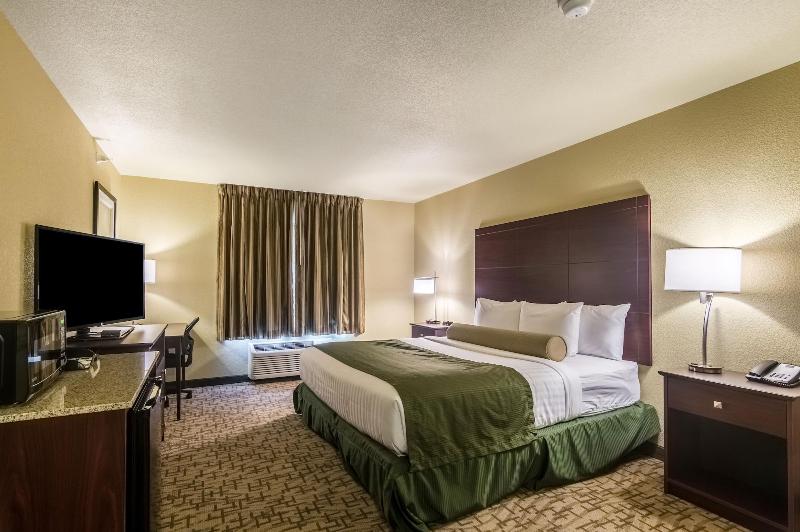 Cobblestone Inn & Suites - Lakin image 3