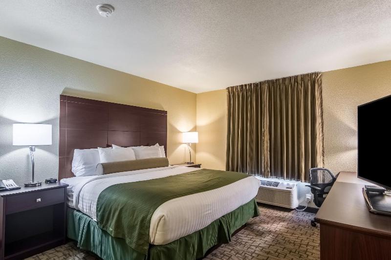 Cobblestone Inn & Suites - Lakin image 2