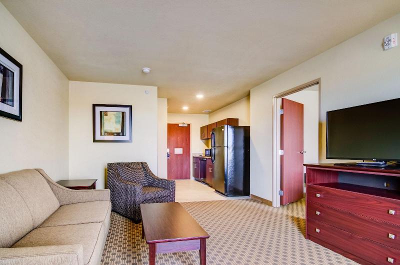 Cobblestone Inn & Suites - Lakin image