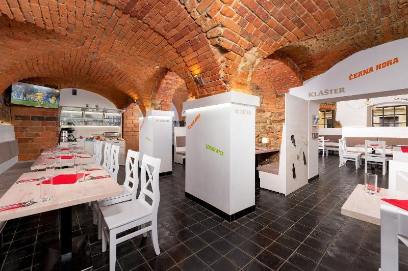 Pension A Restaurant Gloria image