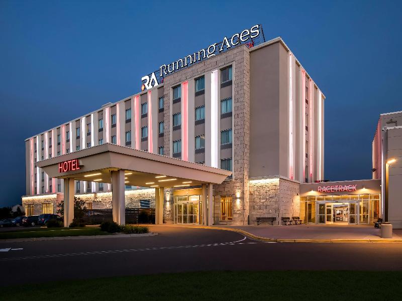 Running Aces Hotel Trademark Collection By Wyndham image
