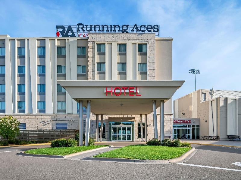 Running Aces Hotel Trademark Collection By Wyndham image