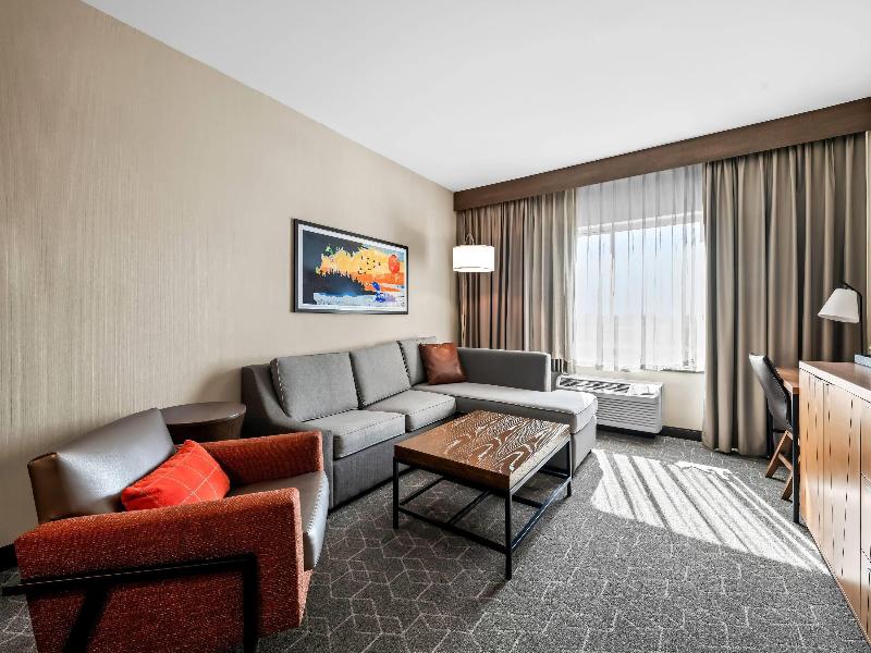 Running Aces Hotel Trademark Collection By Wyndham image