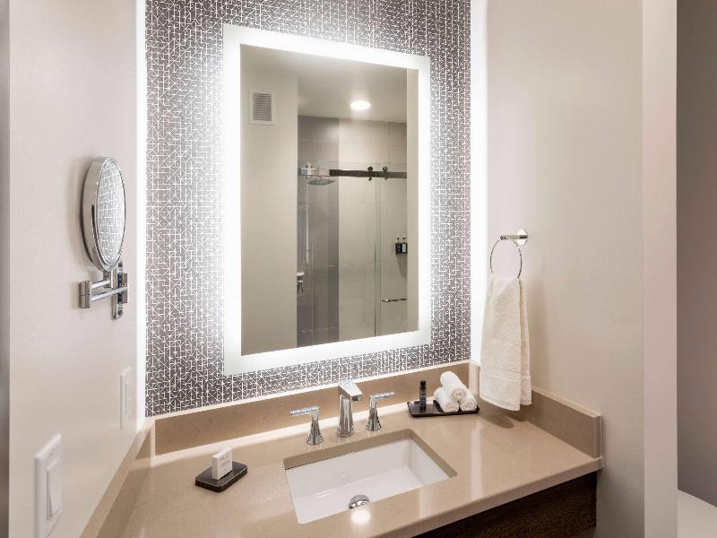 Running Aces Hotel Trademark Collection By Wyndham image