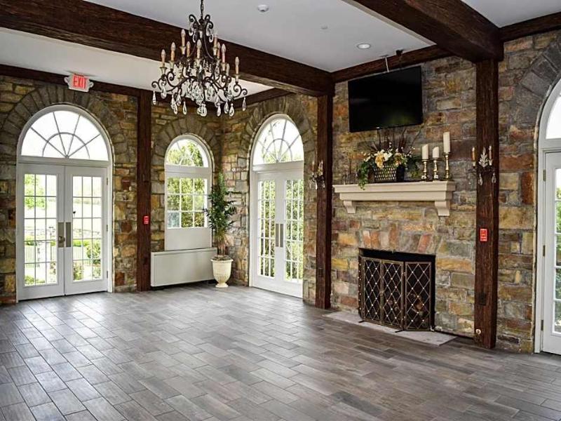 Inn At Evergreen image