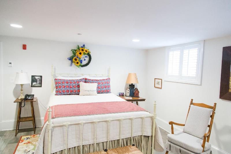 Inn At Evergreen image