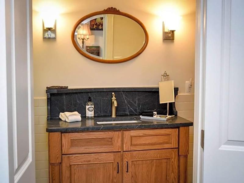 Inn At Evergreen image