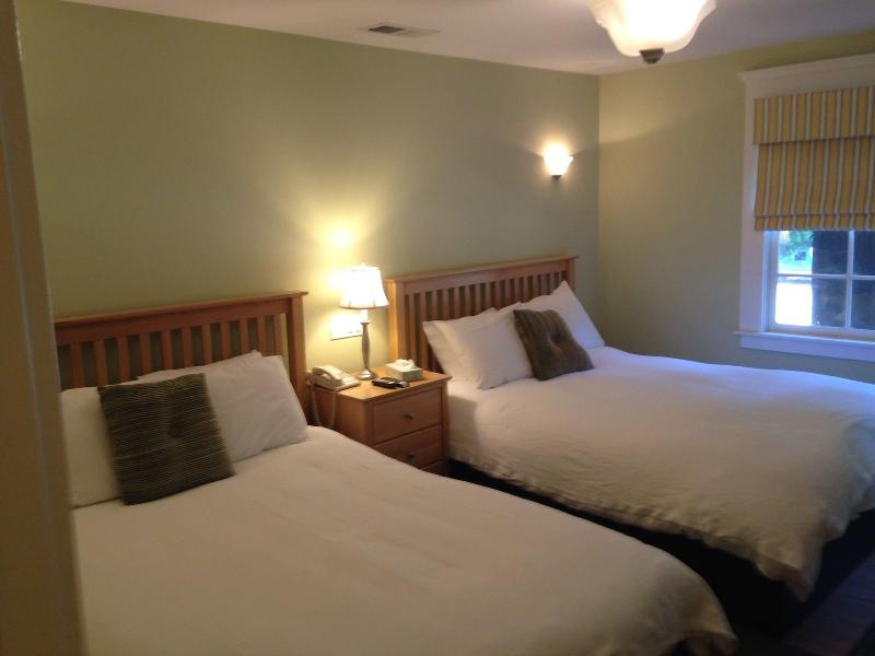 Highland Dell Lodge image