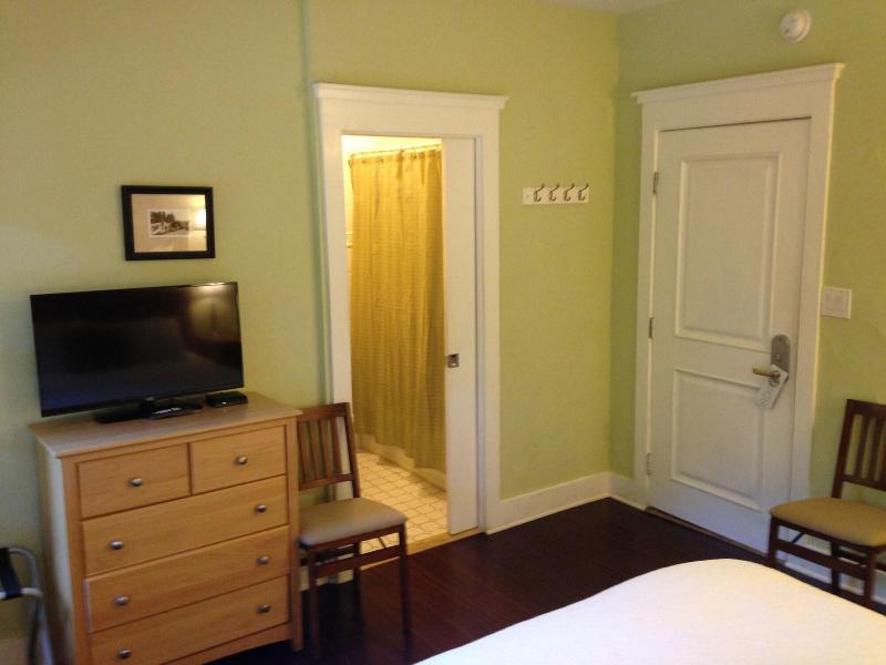 Highland Dell Lodge image