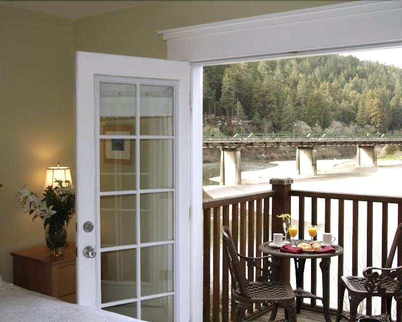 Highland Dell Lodge image