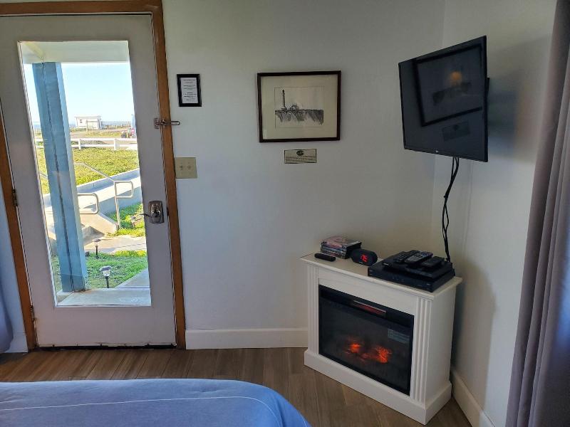 Point Arena Lighthouse image 1