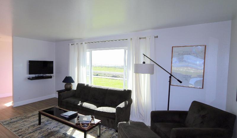 Point Arena Lighthouse image