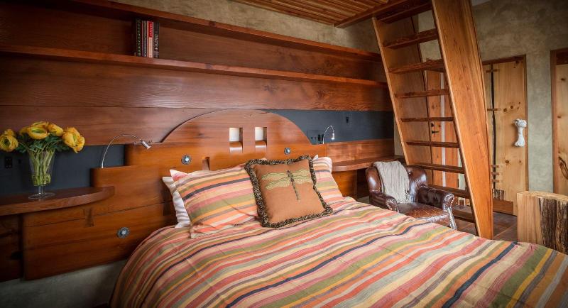 The Inn At Newport Ranch image