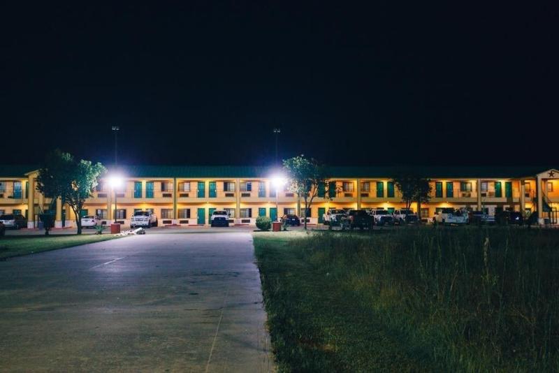 Palace Inn image