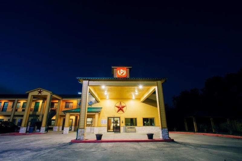Palace Inn image