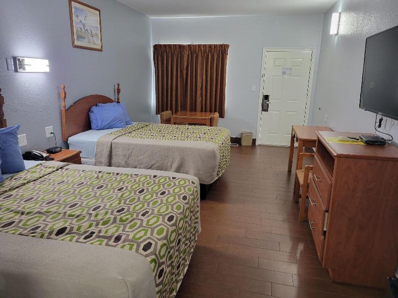 Palace Inn image 9