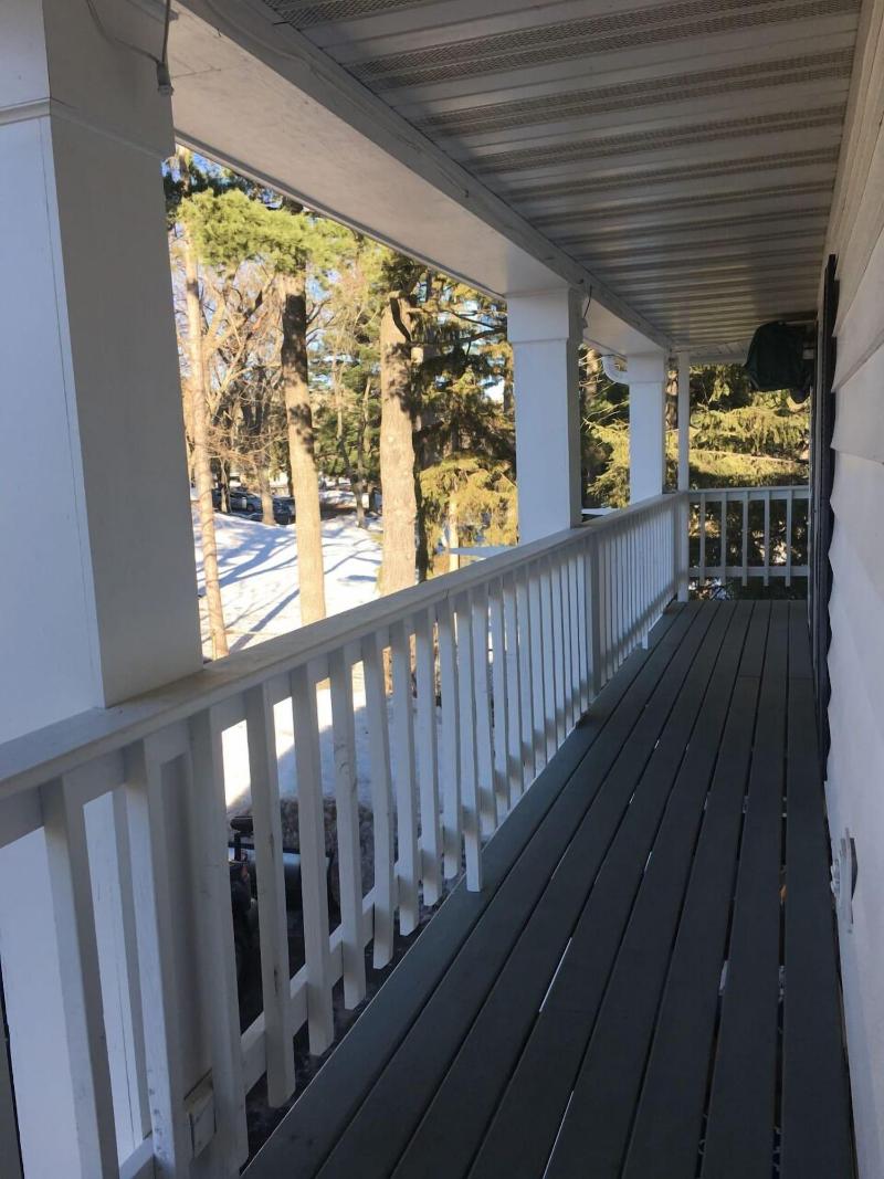 Doll's Lakeside Bed & Breakfast image