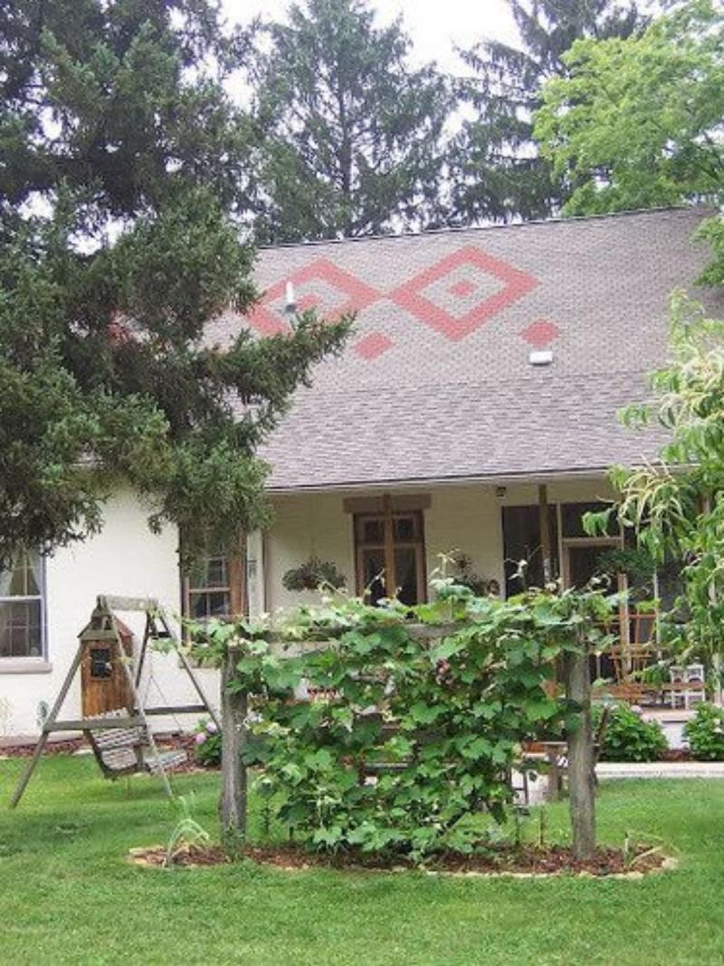 The Pines Of Dresden Bed And Breakfast