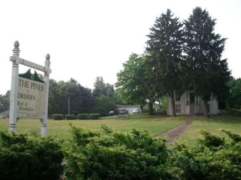 The Pines Of Dresden Bed And Breakfast