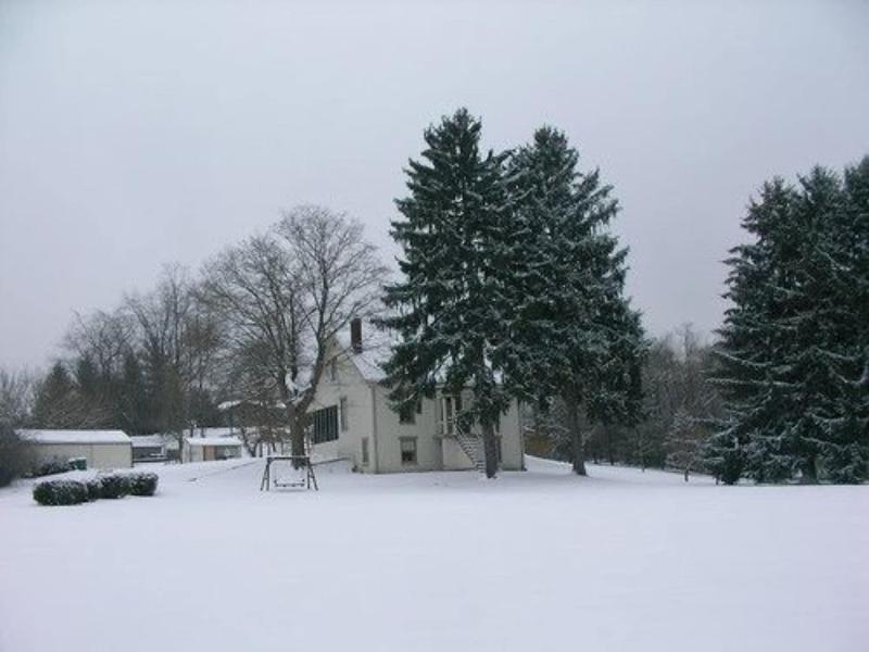 The Pines Of Dresden Bed And Breakfast