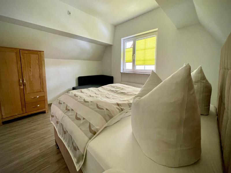 Landhotel Zum Hirsch image