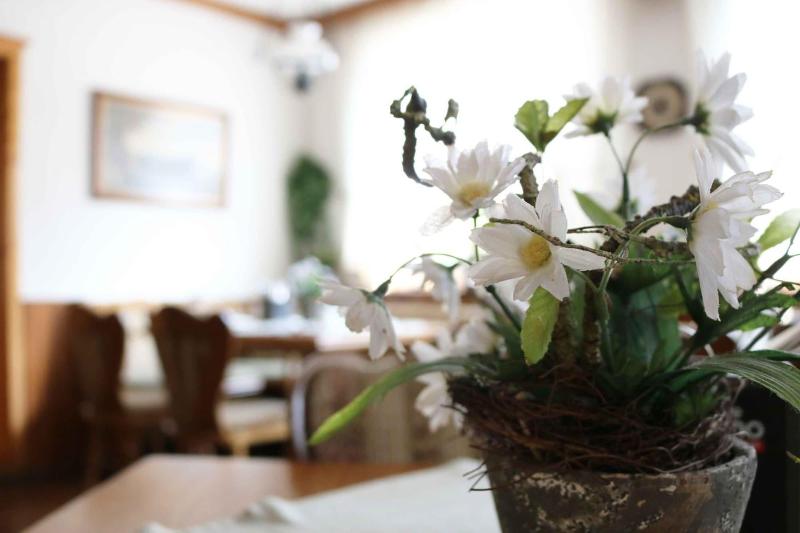 Landhotel Zum Hirsch image