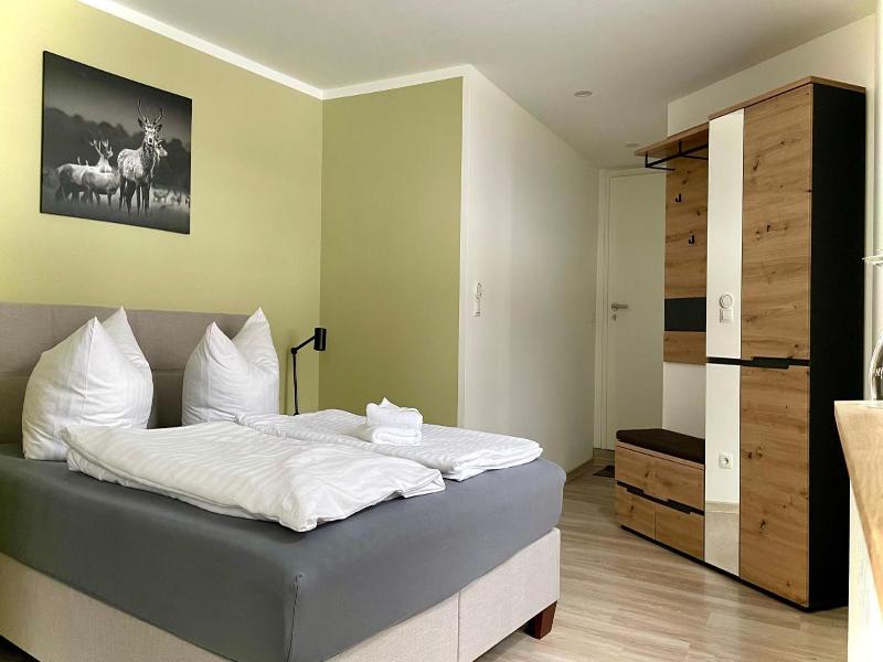 Landhotel Zum Hirsch image