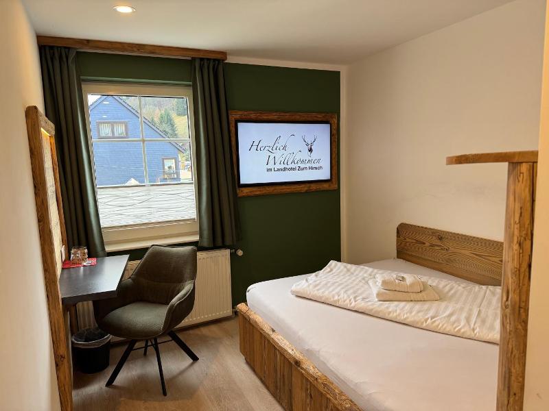 Landhotel Zum Hirsch image