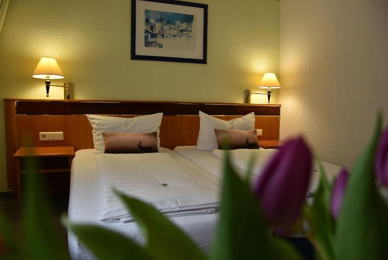 Landhotel Zum Hirsch image