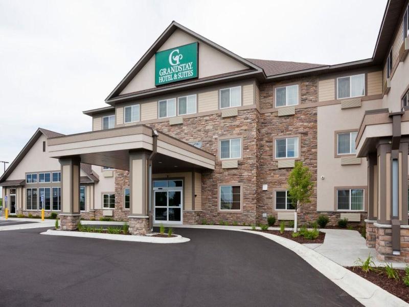 Grandstay Delano 2