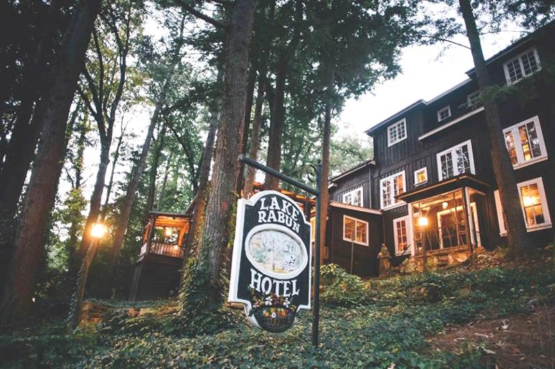 Lake Rabun Hotel & Restaurant image