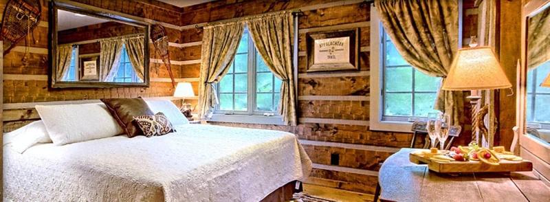 Lake Rabun Hotel & Restaurant image