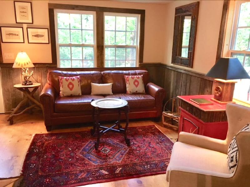 Lake Rabun Hotel & Restaurant image