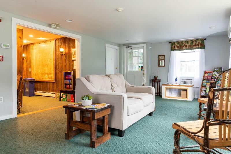 The Lodge At West River image