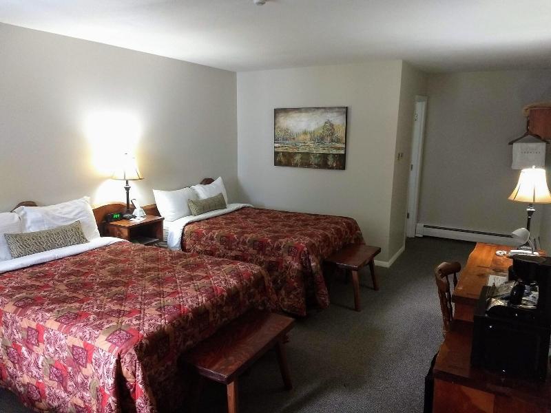The Lodge At West River image