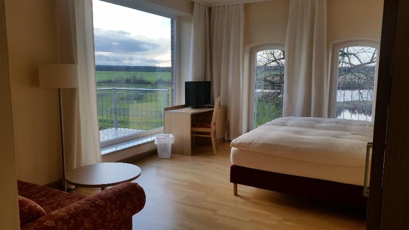 Landhotel Kreien image