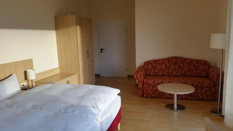 Landhotel Kreien image