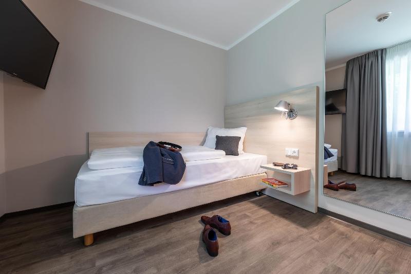 Serways Hotel Waldmohr image