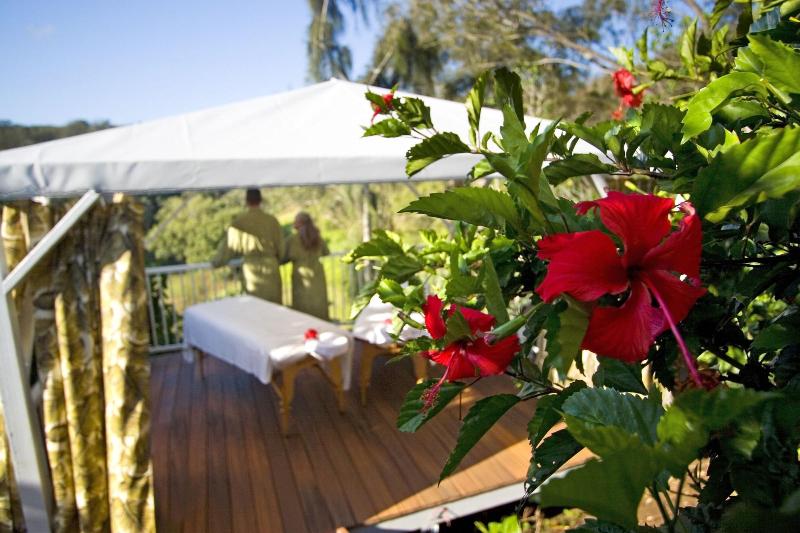 Hawaii Island Retreat image