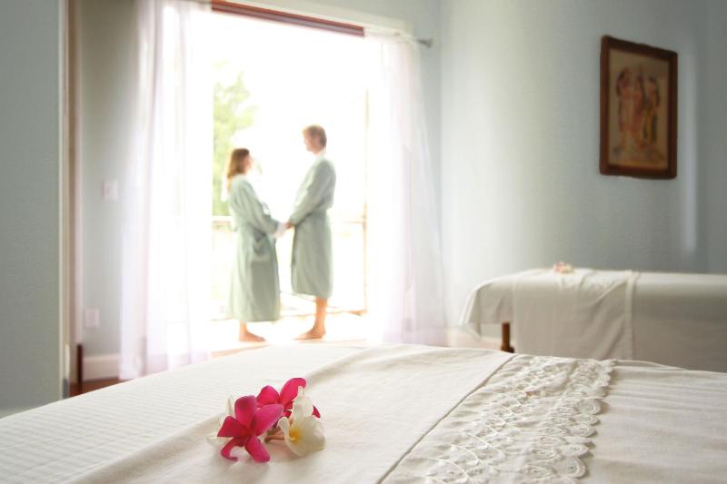 Hawaii Island Retreat image