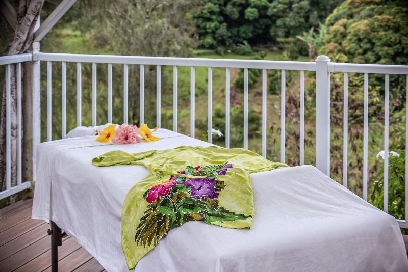 Hawaii Island Retreat image