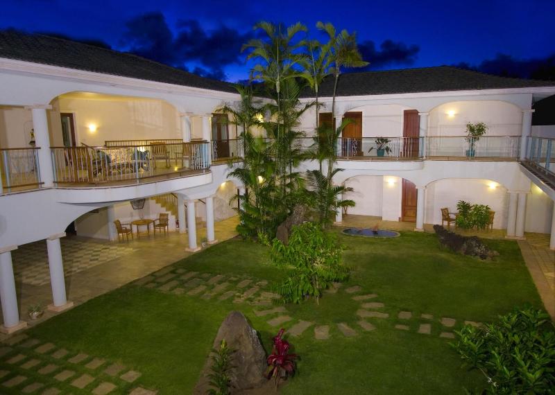 Hawaii Island Retreat image