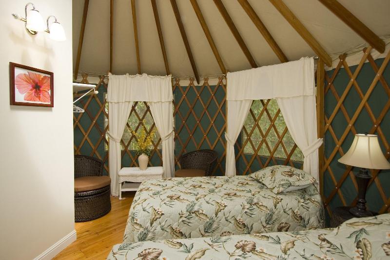 Hawaii Island Retreat image