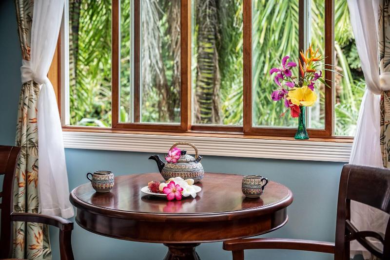Hawaii Island Retreat image