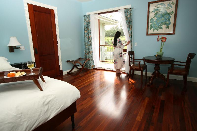 Hawaii Island Retreat image