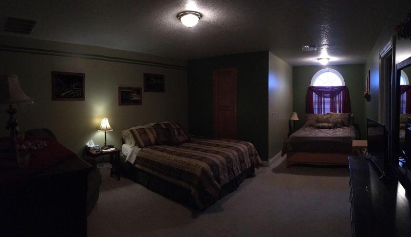 Grabers Green Gables B&B image