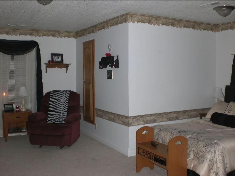 Grabers Green Gables B&B image