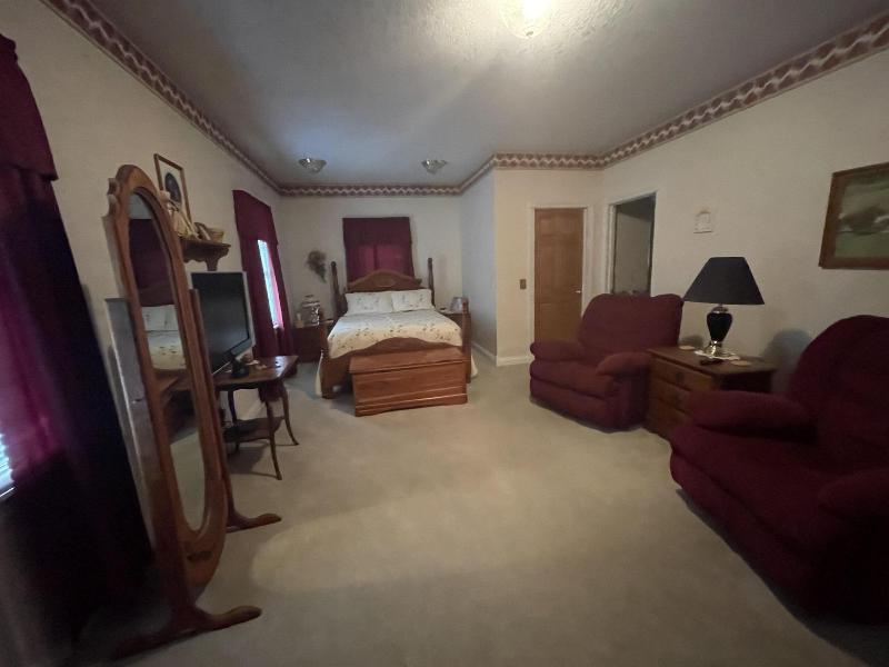 Grabers Green Gables B&B image