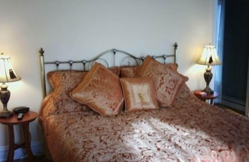 Four Creeks Bed & Breakfast 4