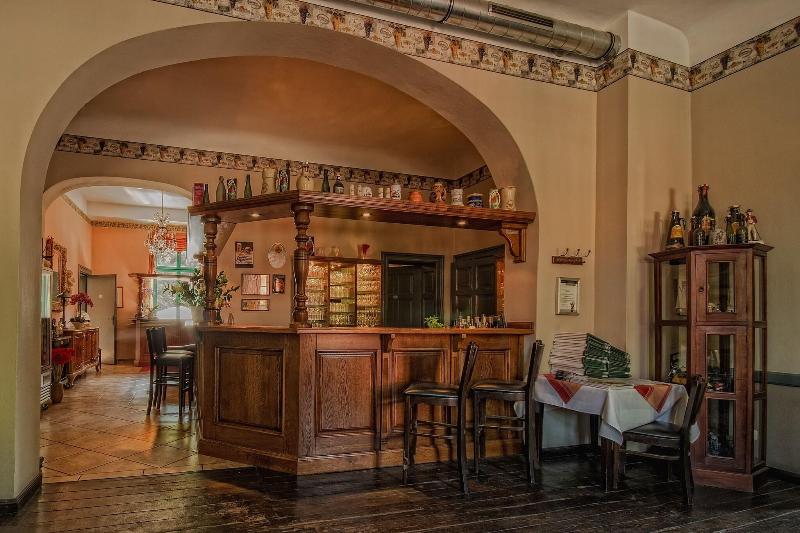 Gasthaus & Hotel Zur Henne image